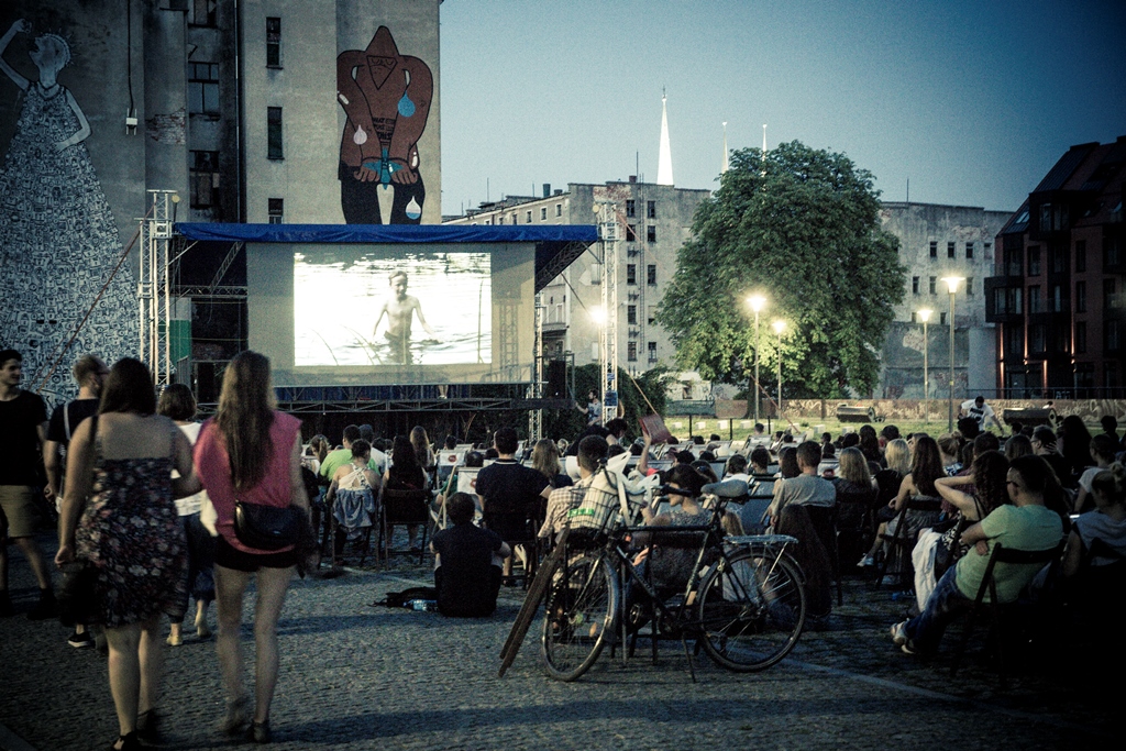 kino plenerowe 8 1